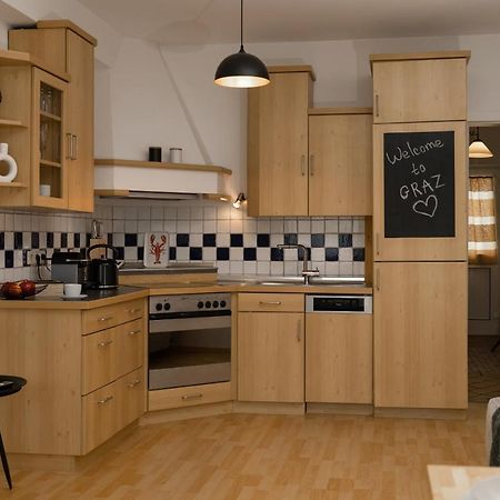 Fresh Apartment With Terrace + Free Parking Štýrský Hradec Exteriér fotografie
