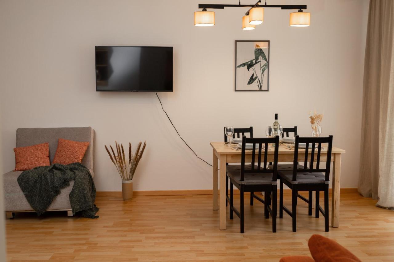 Fresh Apartment With Terrace + Free Parking Štýrský Hradec Exteriér fotografie